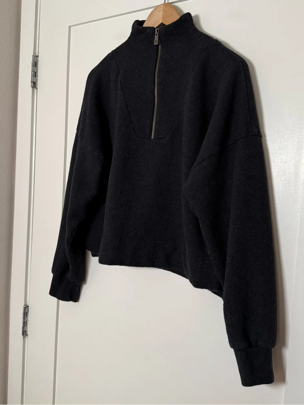 Sweaty Betty Boxy Sweatshirt Sz 8 Gray 1/4 Zip Mock Neck Cotton Blend Minimalist